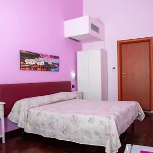 Palazzo Carafa Della Spina And 3*, Naples Italie